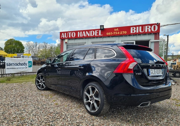 Volvo V60 cena 64900 przebieg: 122730, rok produkcji 2015 z Dziwnów małe 232